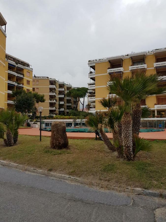 San Lorenzo Grande San Lorenzo al Mare Bagian luar foto